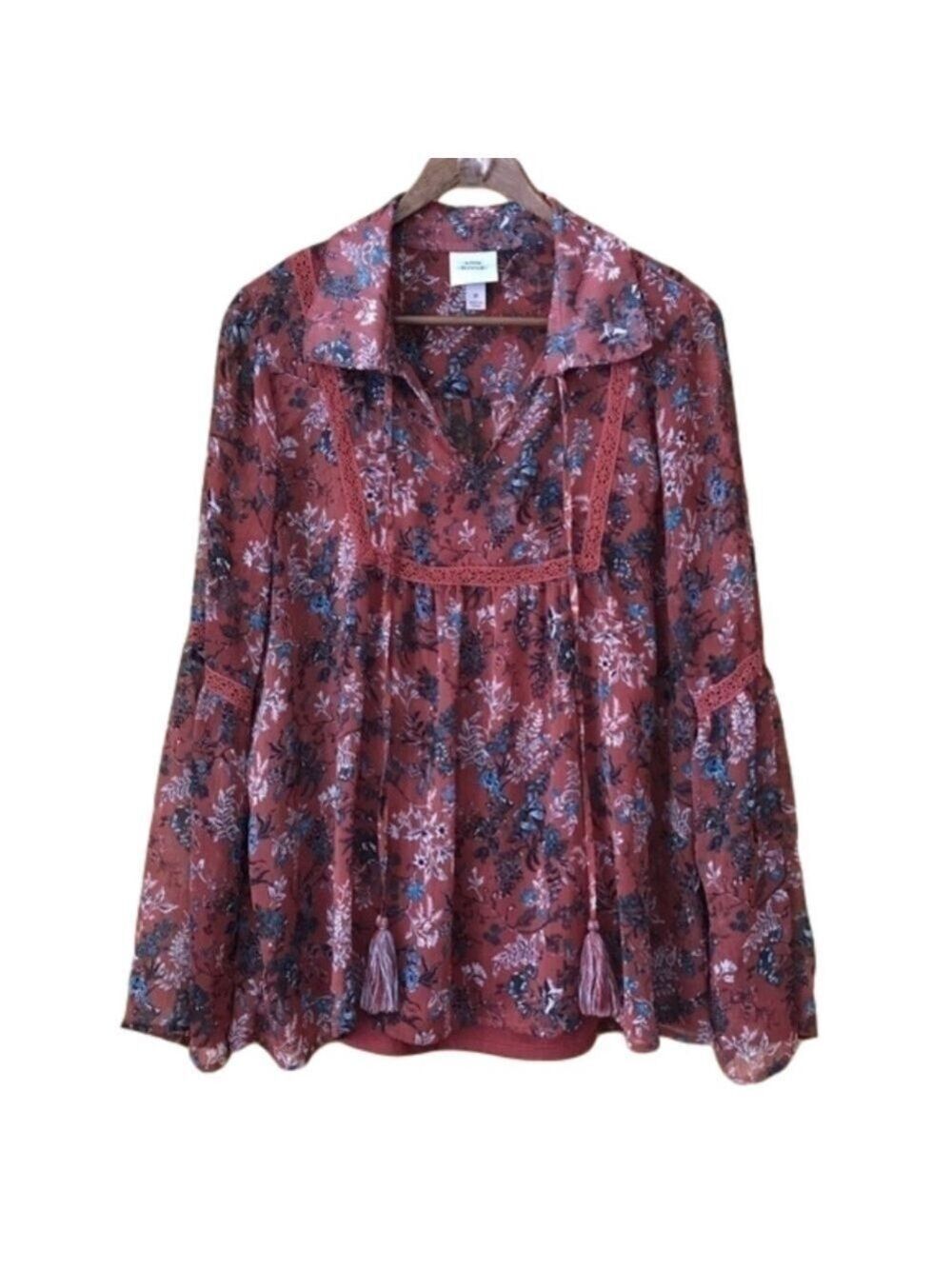 KNOX Rose crochet trim sheer boho bell sleeve floral top size medium